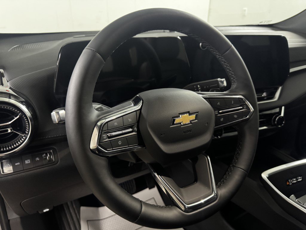 New 2026 Chevrolet Equinox LT w/ Convenience Package II image 25