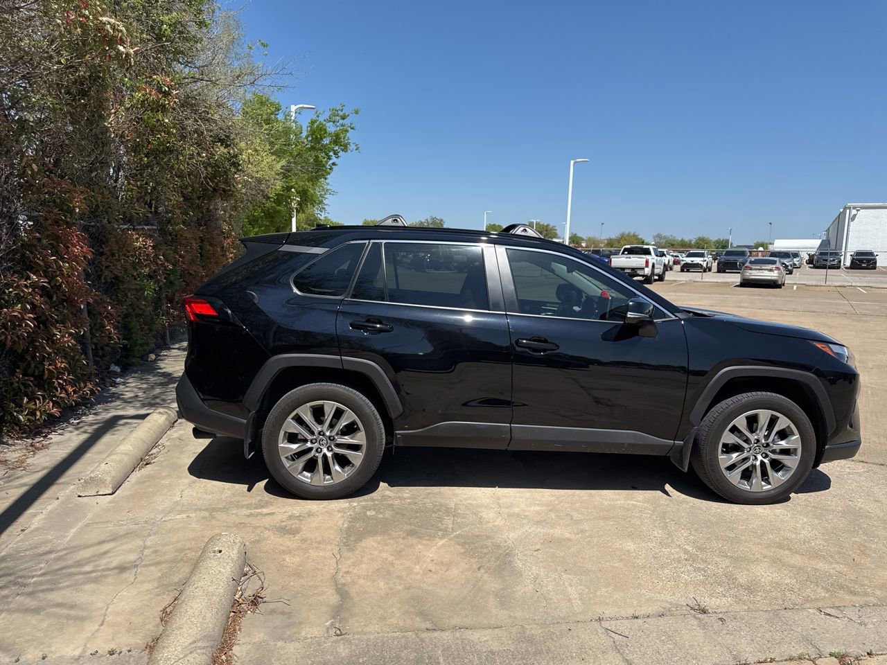 Used 2024 Toyota RAV4 XLE Premium image 3