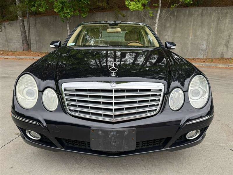 Used 2007 Mercedes-Benz E 350 4MATIC Sedan image 4