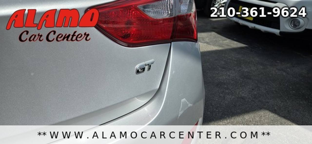Used 2016 Hyundai Elantra GT FWD image 12