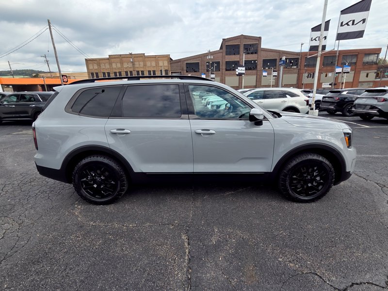 Used 2025 Kia Telluride SX Prestige X-Pro AWD/4WD image 8