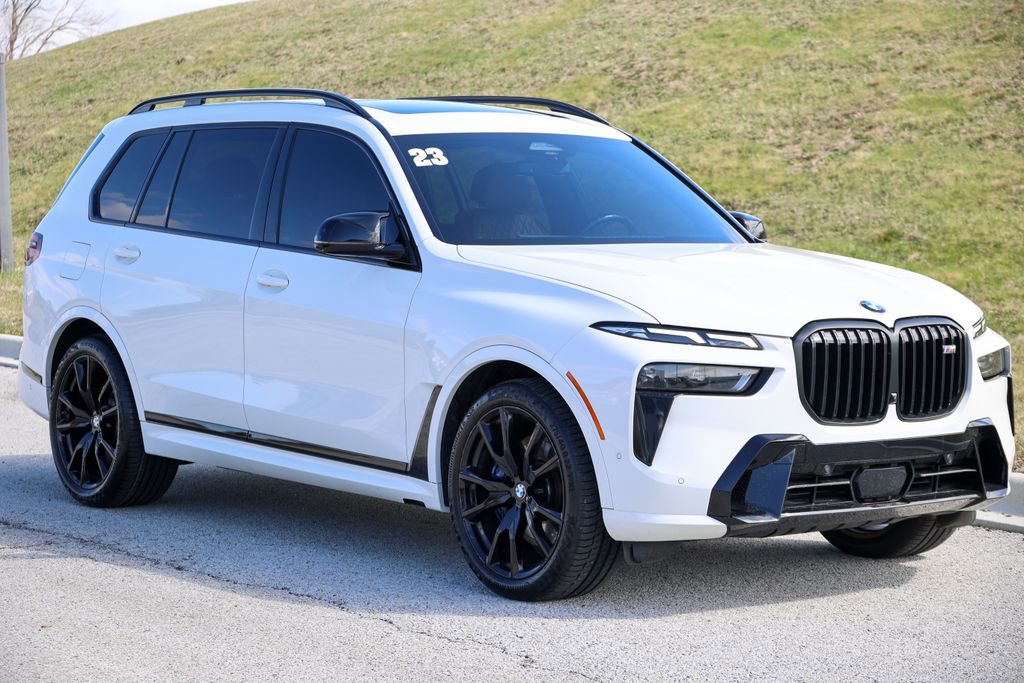 Used 2023 BMW X7 M60i w/ Executive Package AWD/4WD image 9