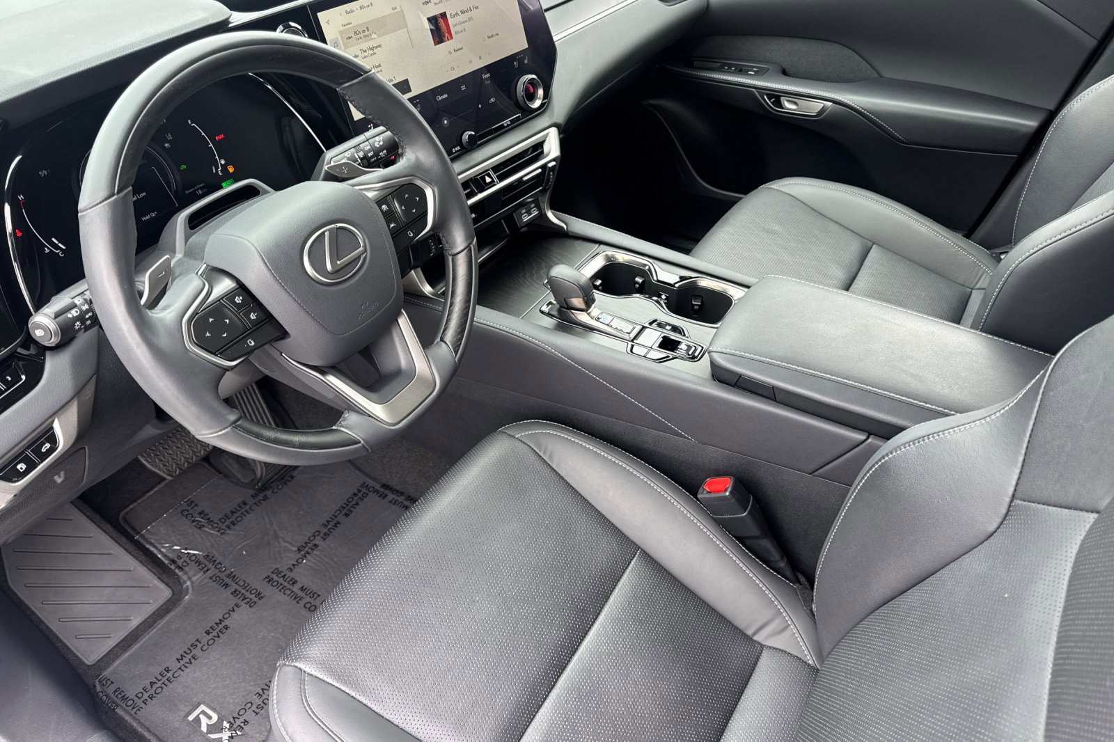 Used 2023 Lexus RX 350 w/ Cold Area Package AWD/4WD image 10