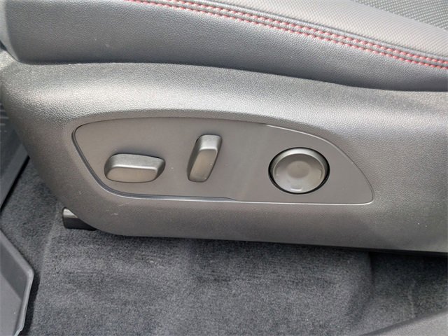 New 2026 Chevrolet Traverse RS image 11