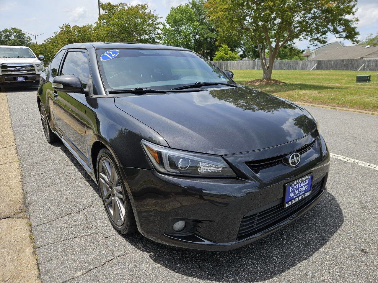 Used 2012 Scion tC FWD image 8