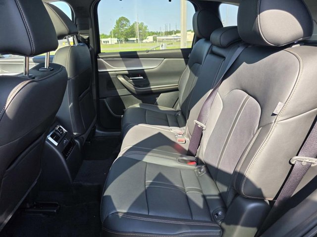 New 2025 MAZDA CX-70 Plug-In Hybrid w/ Premium Pkg image 9