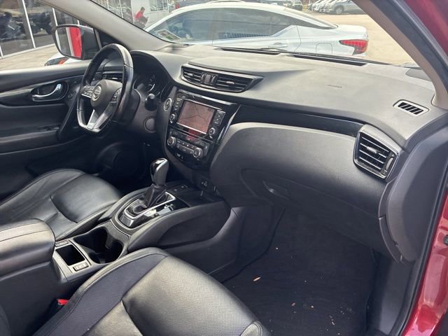 Used 2022 Nissan Rogue Sport SL image 12