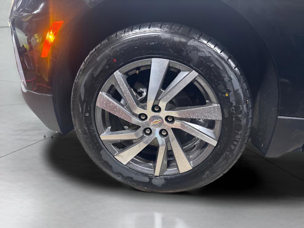 Used 2023 Chevrolet Equinox LT AWD/4WD image 8