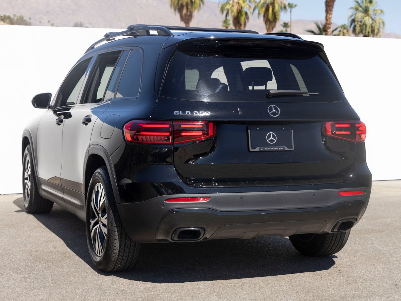 Used 2025 Mercedes-Benz GLB 250 image 7