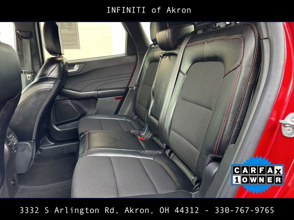 Used 2025 Ford Escape ST-Line image 31