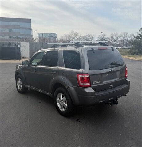 Used 2012 Ford Escape XLT AWD/4WD image 2