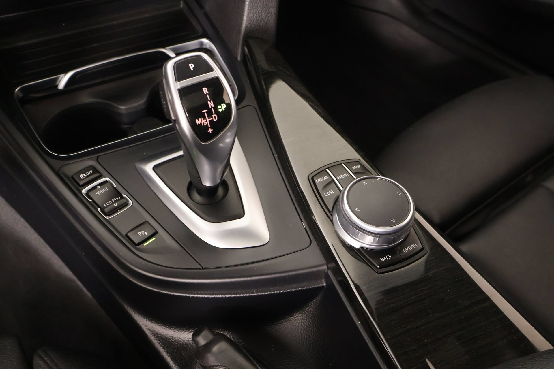 Used 2019 BMW 440i Coupe w/ M Sport Package RWD image 9