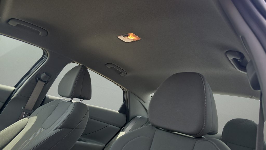 Certified 2026 Hyundai Elantra Sport FWD image 15