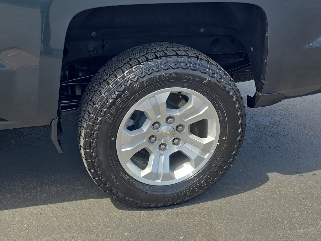 Used 2019 Chevrolet Silverado 1500 LT w/ All Star Edition AWD/4WD image 10