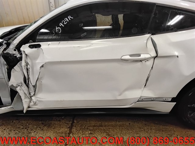 Used 2018 Ford Mustang Coupe w/ Ecoboost Performance Package RWD image 17