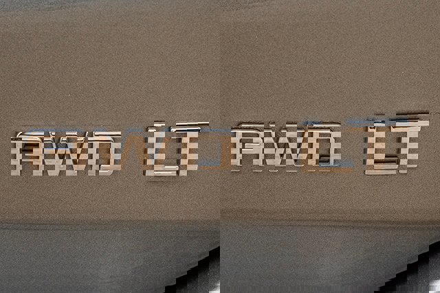 Used 2024 Chevrolet Equinox LT image 18