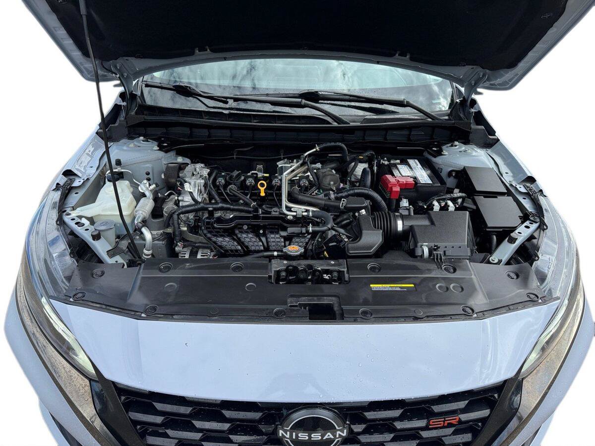 Used 2024 Nissan Altima 2.5 SR FWD image 18