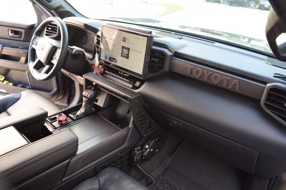 Used 2025 Toyota Sequoia TRD Pro AWD/4WD image 54