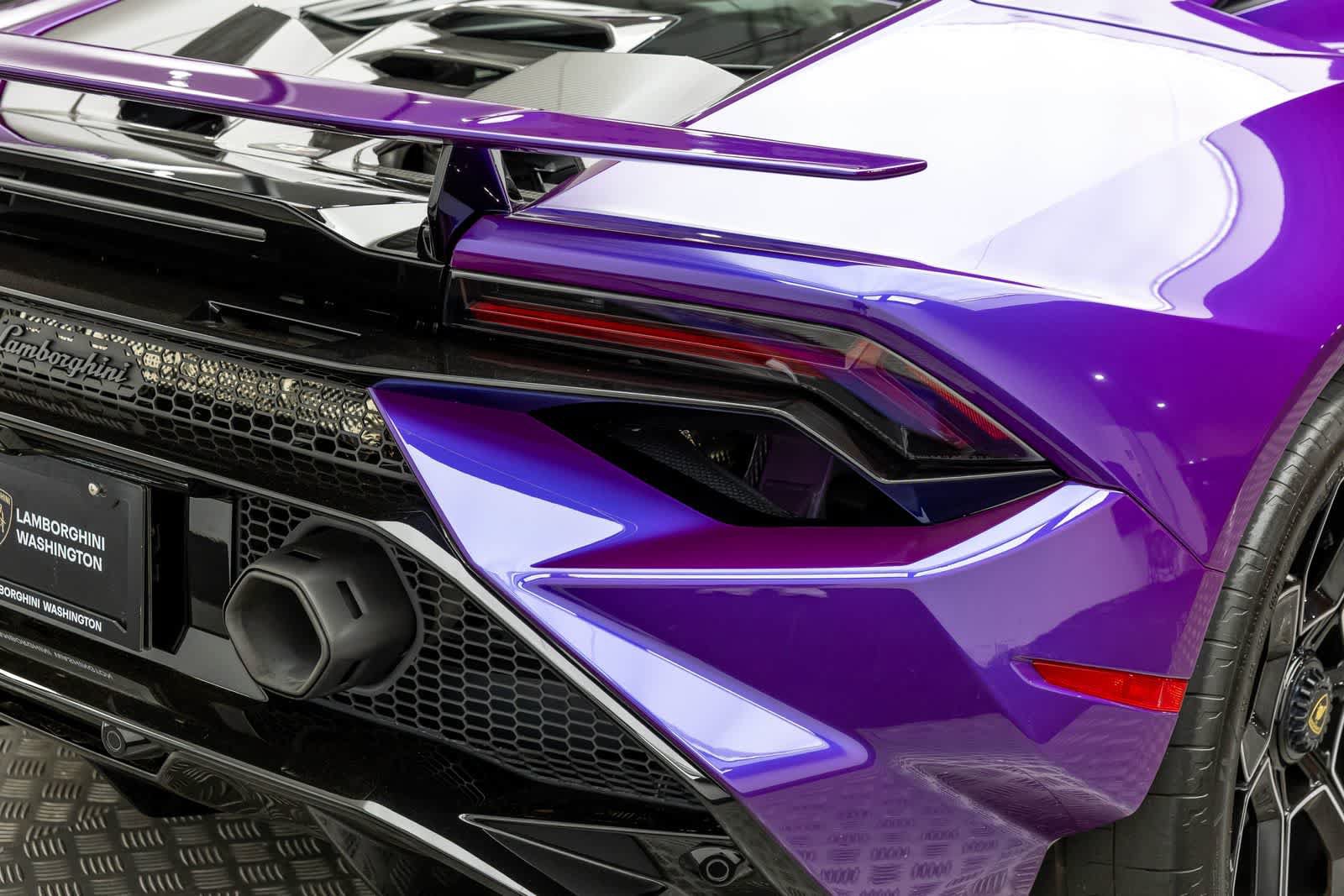 Used 2024 Lamborghini Huracan Tecnica RWD image 57