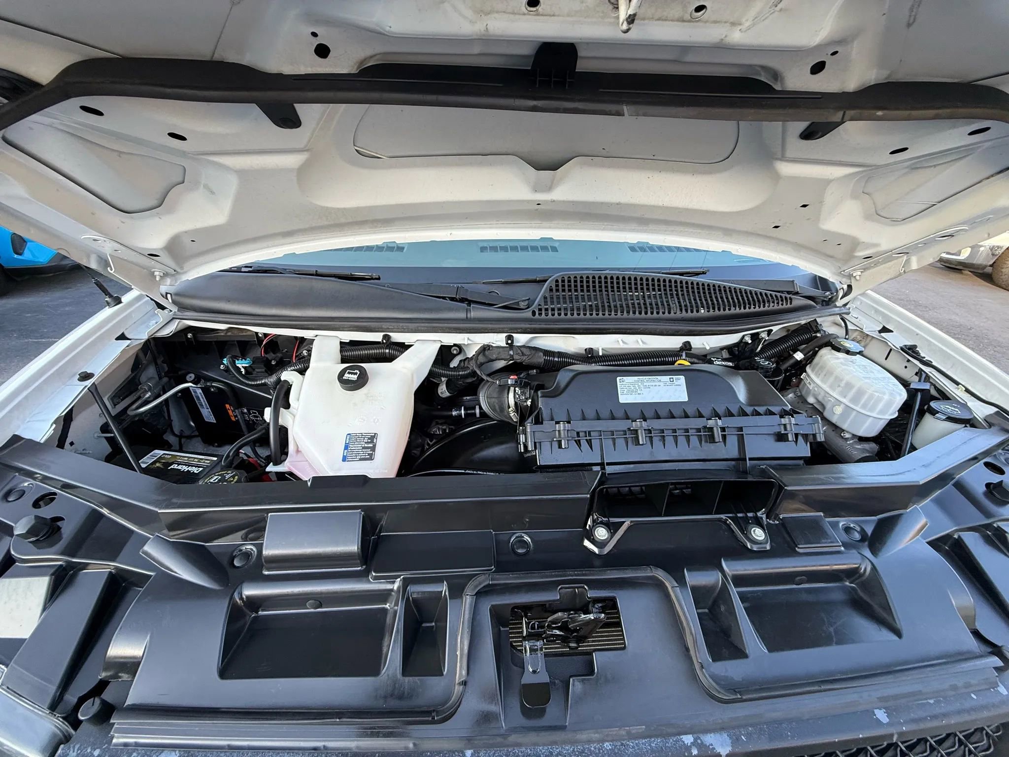 Used 2018 Chevrolet Express 2500 image 27