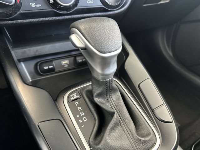 Certified 2023 Kia Soul LX FWD image 22