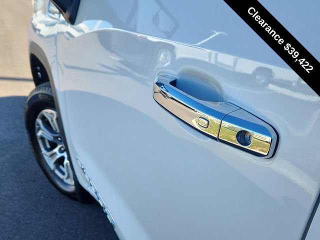 Used 2024 GMC Sierra 1500 SLT image 17