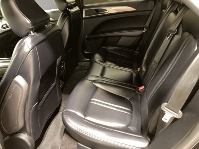 Used 2020 Lincoln MKZ w/ Convenience Package image 22