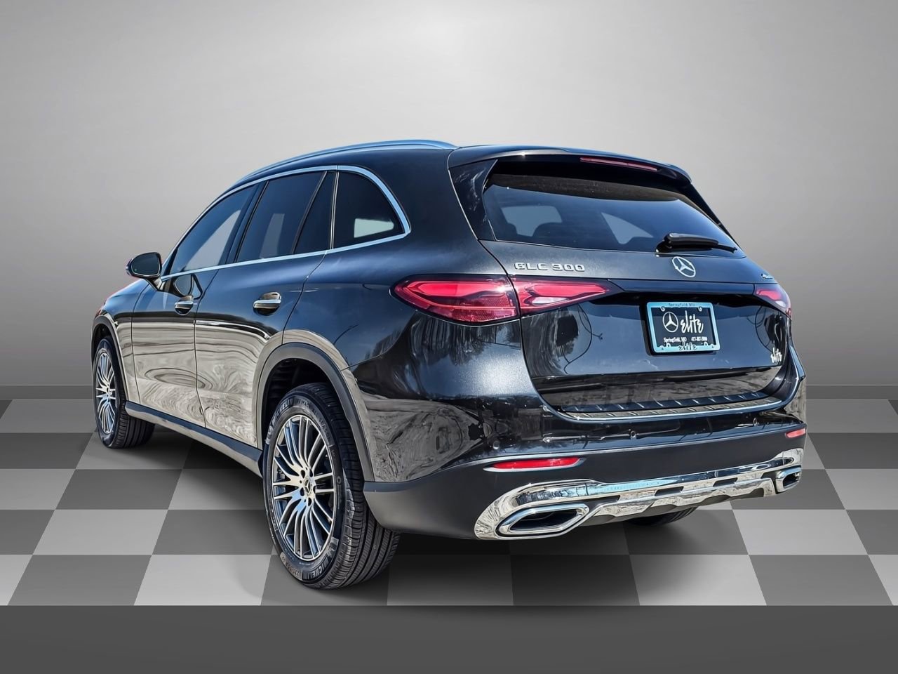 Used 2026 Mercedes-Benz GLC 300 4MATIC image 4