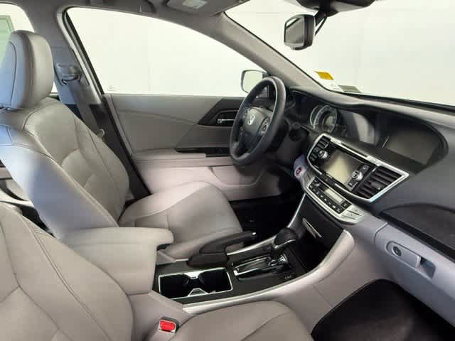 Used 2015 Honda Accord EX-L image 58