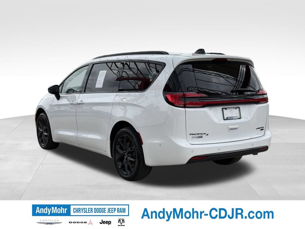 Used 2024 Chrysler Pacifica Limited w/ S Appearance Package AWD/4WD image 5