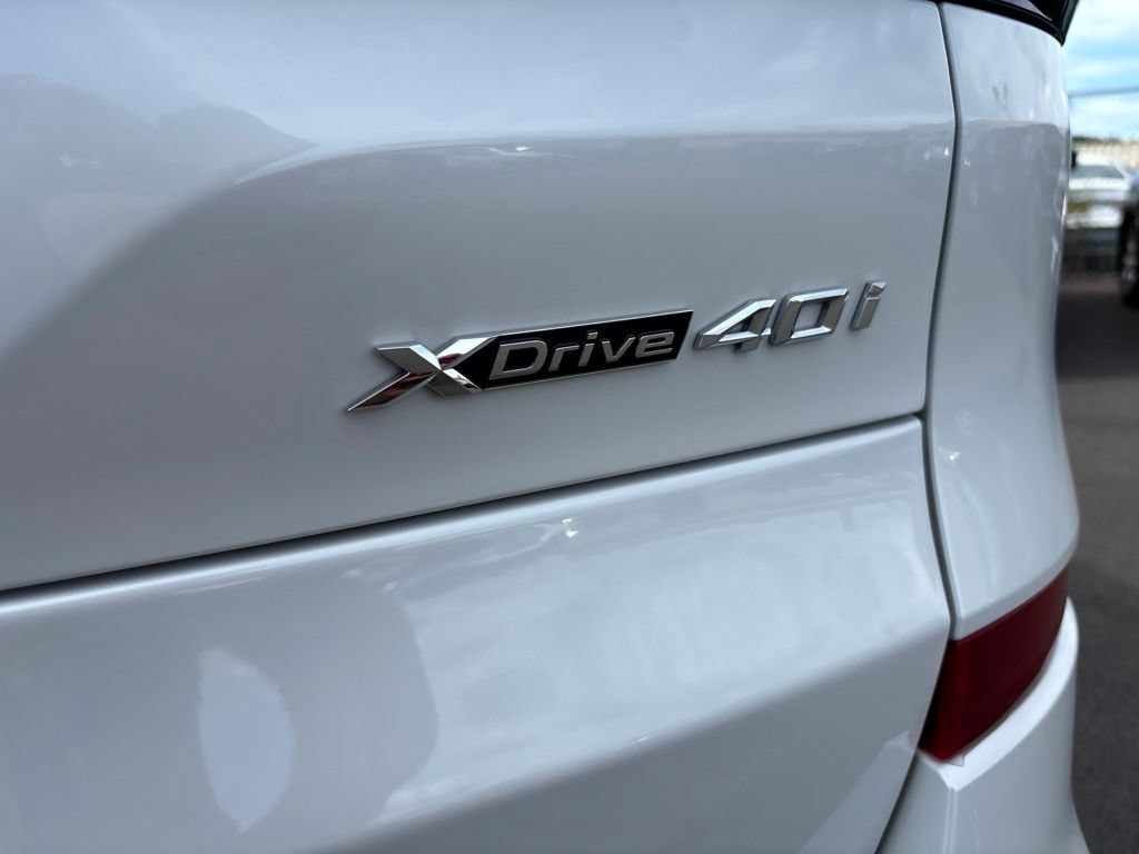 Used 2024 BMW X5 xDrive40i w/ M Sport Package AWD/4WD image 13