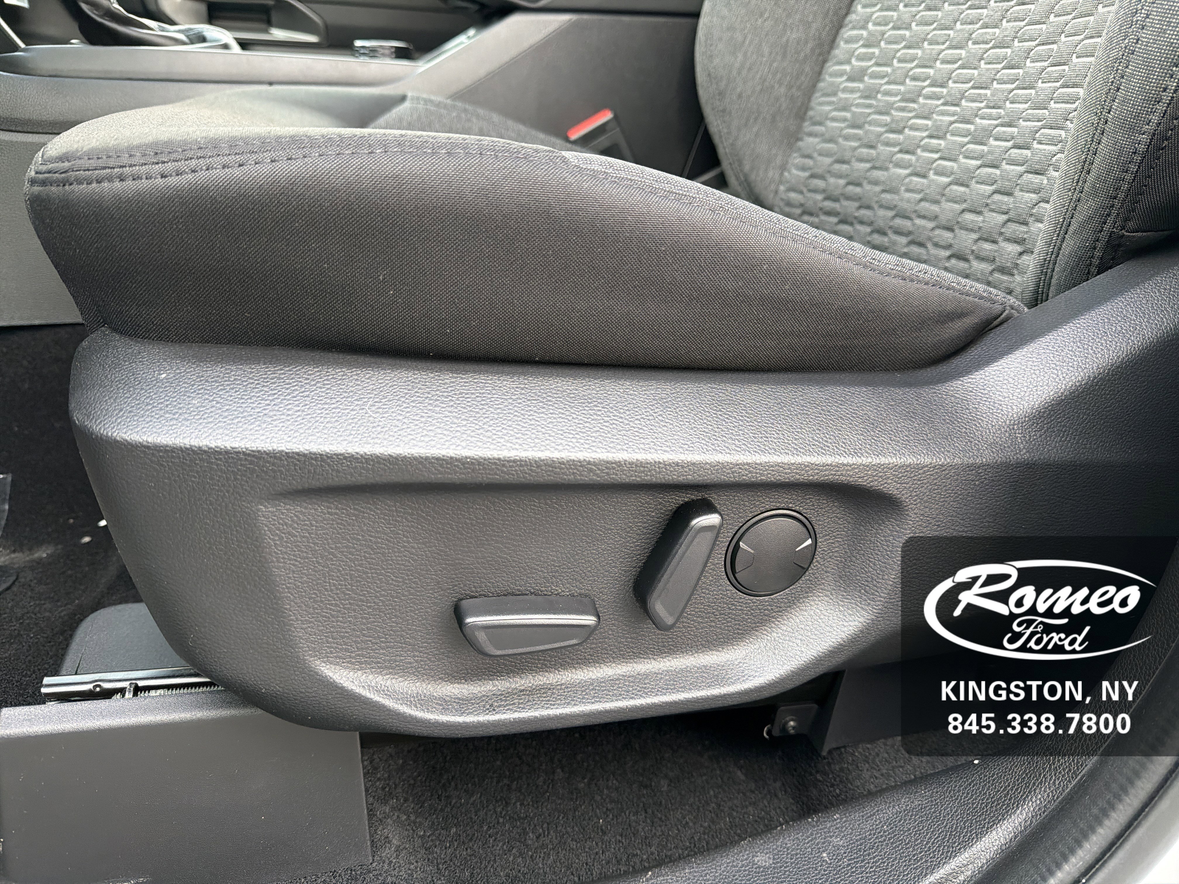 New 2025 Ford Ranger XLT w/ Equipment Group 301A High image 27