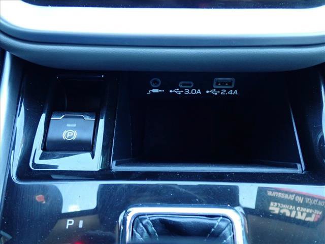 Used 2024 Subaru Outback Premium AWD/4WD image 19