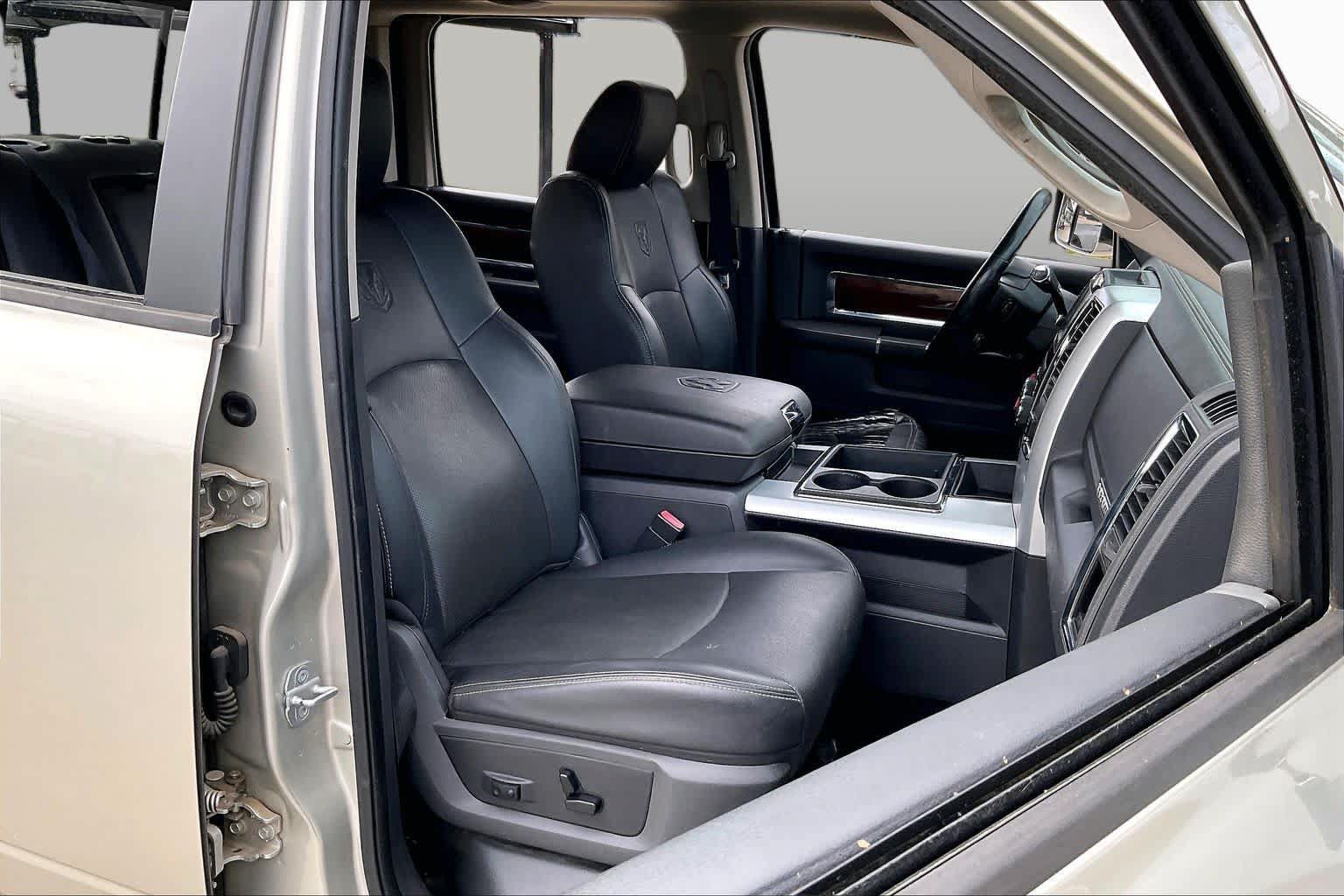 Used 2010 Dodge Ram 2500 Truck Laramie w/ Protection Group AWD/4WD image 8