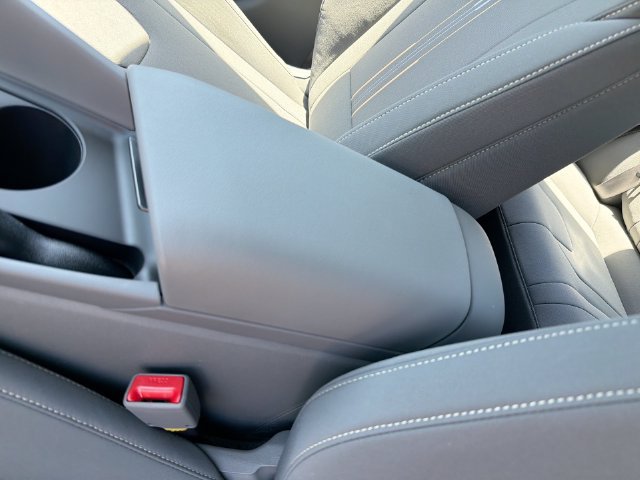 New 2026 Hyundai Elantra Sport FWD image 30