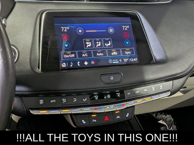 Used 2023 Cadillac XT4 Luxury w/ Cold Weather Package AWD/4WD image 30