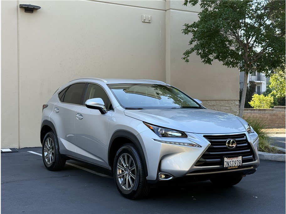 Used 2016 Lexus NX 200t FWD image 3