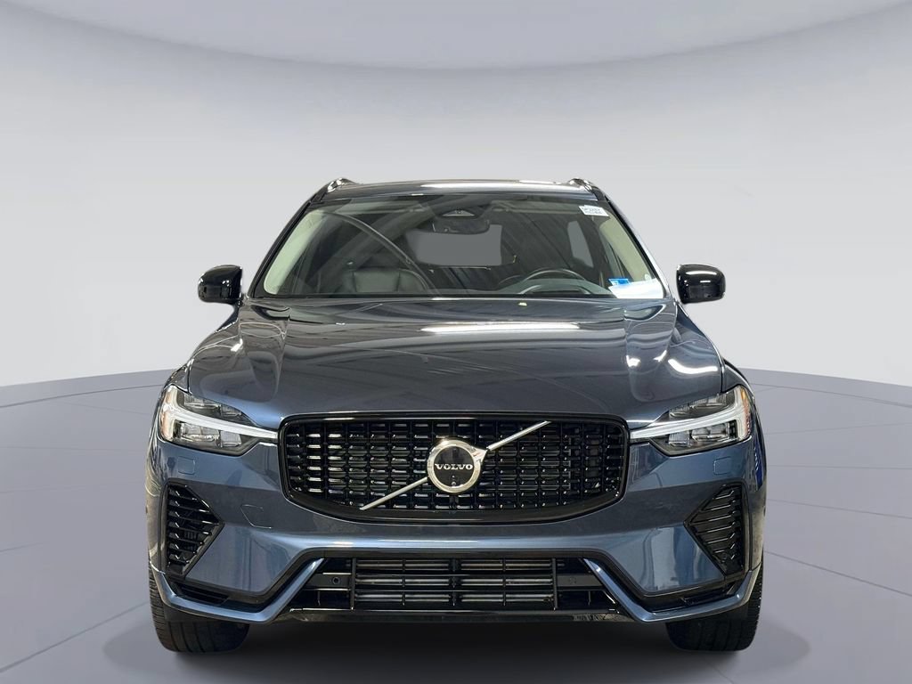 Used 2024 Volvo XC60 T8 Ultimate w/ Protection Package Premier AWD/4WD image 8