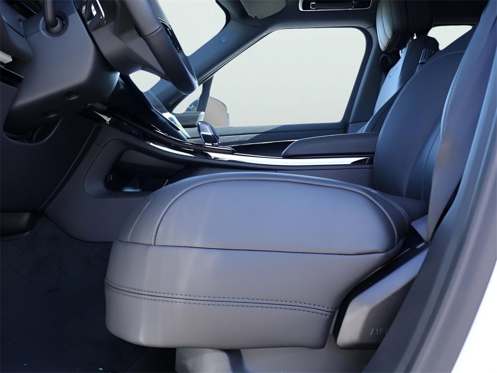 New 2025 Land Rover Range Rover Sport Dynamic SE image 27