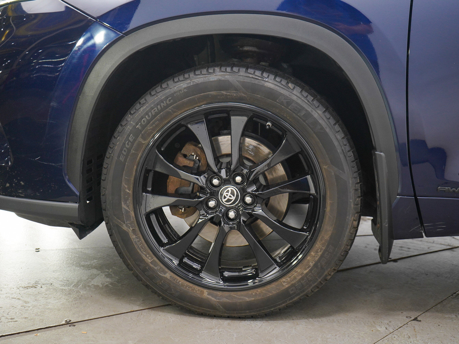 Used 2023 Toyota Highlander Limited AWD/4WD image 33