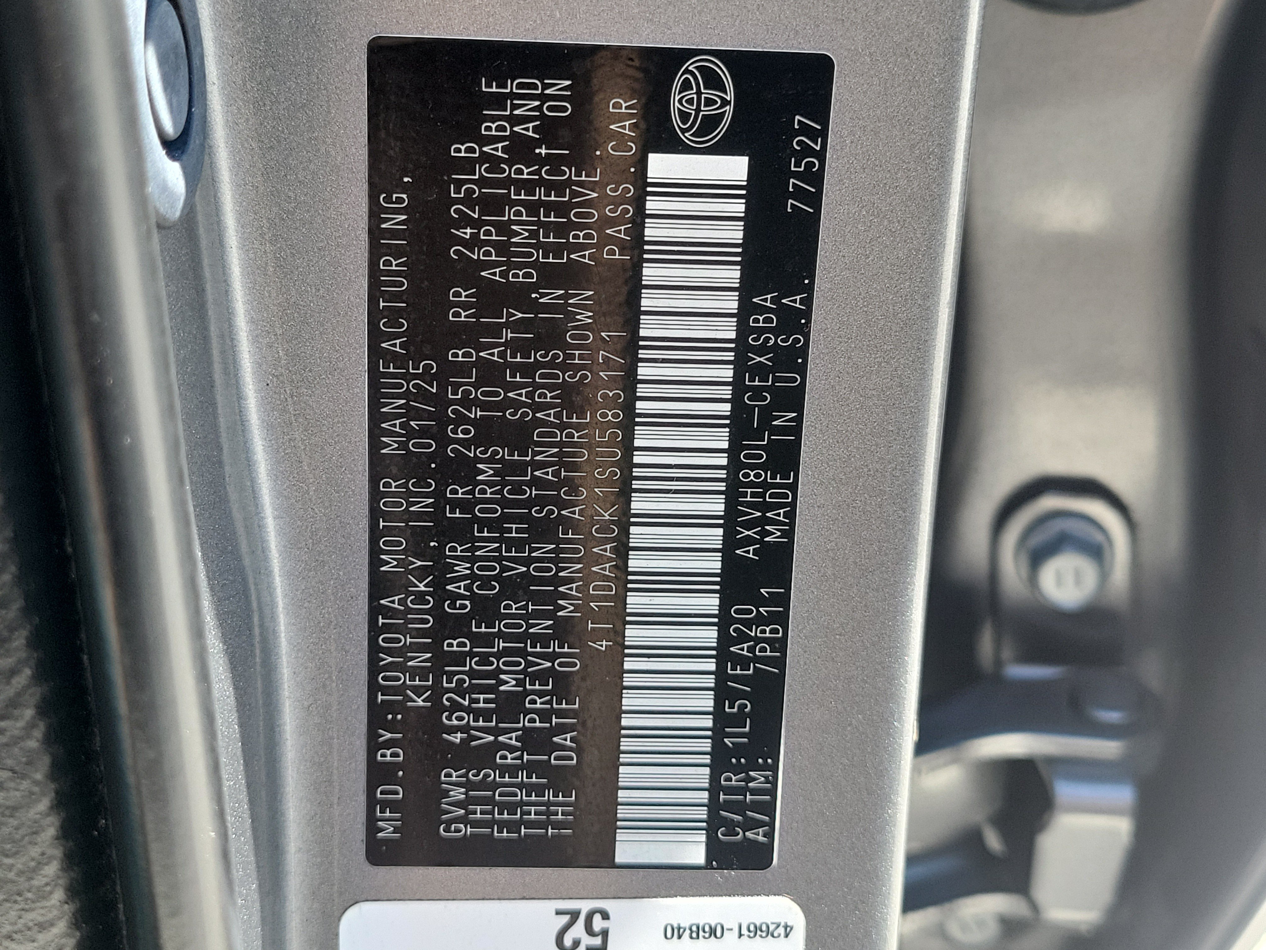 Used 2025 Toyota Camry SE FWD image 33