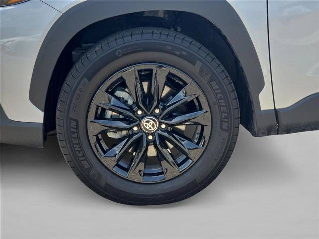 Certified 2026 Toyota Corolla Cross LE FWD image 23
