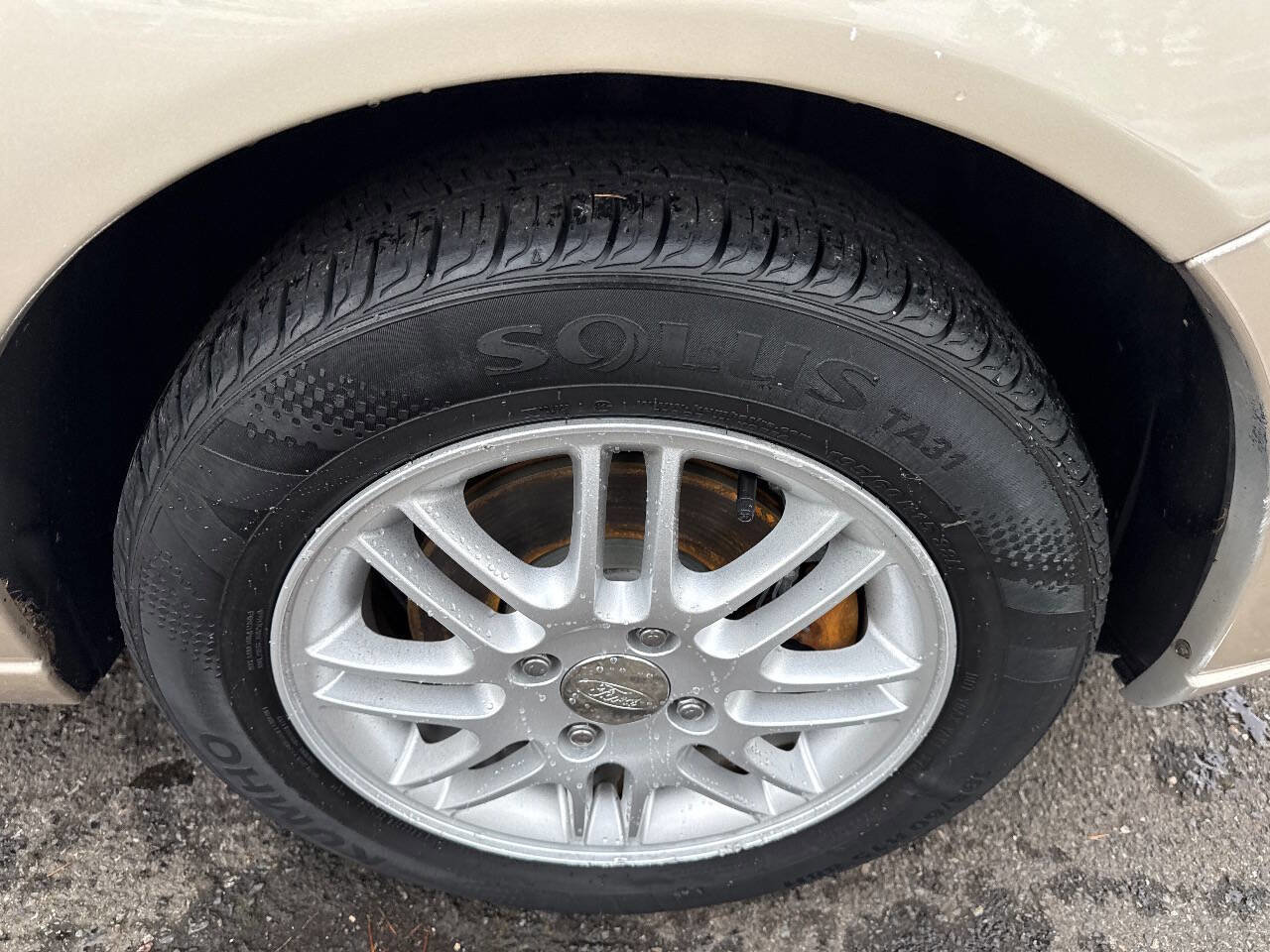 Used 2006 Ford Focus SES image 14