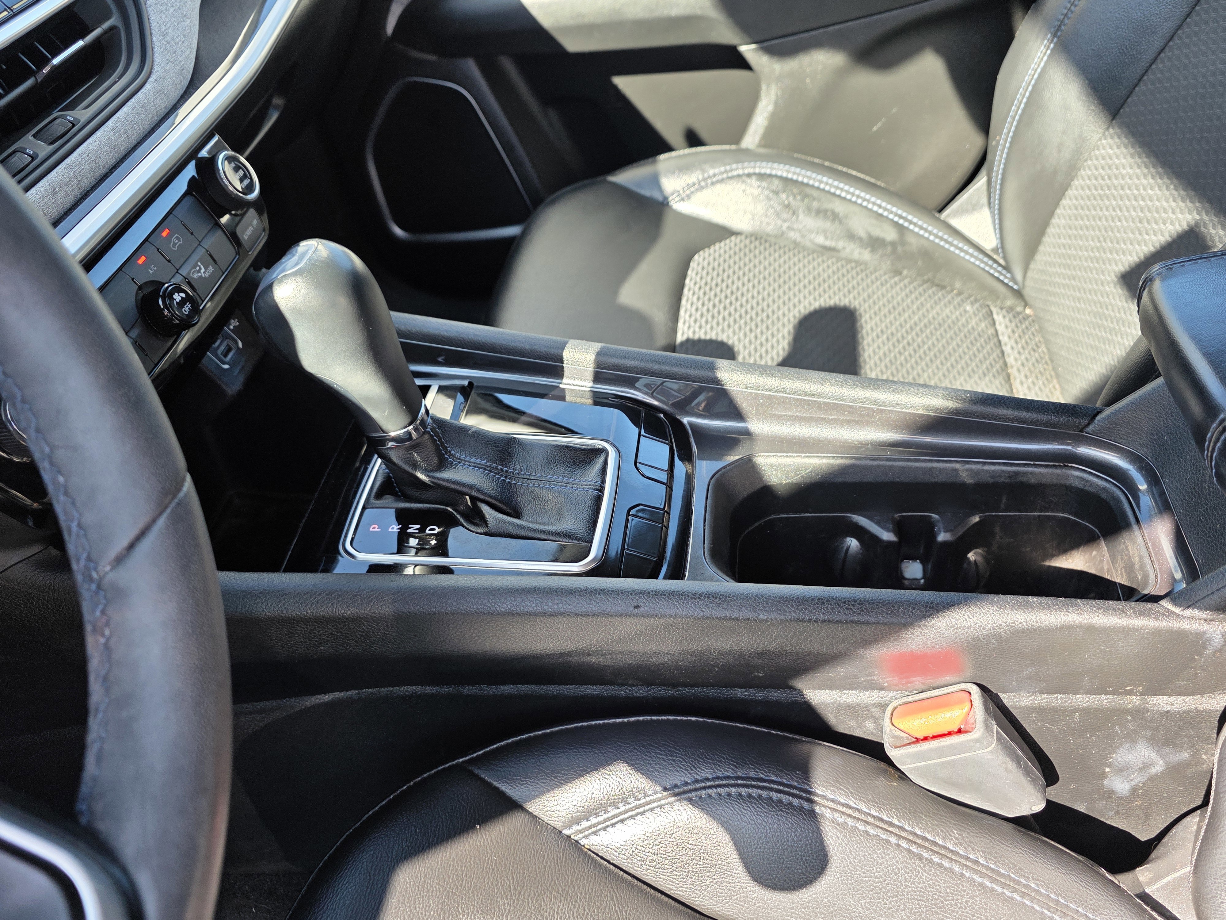 Certified 2022 Jeep Compass Latitude image 13