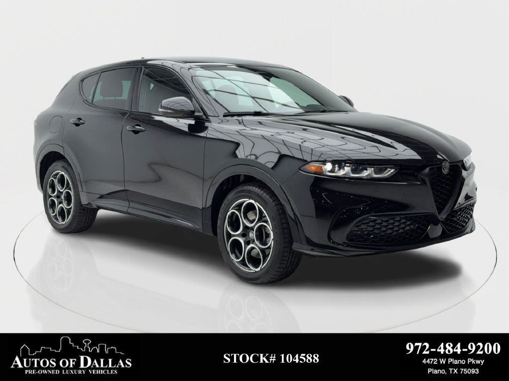 New 2025 Alfa Romeo Tonale w/ Premium Package
