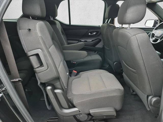 Certified 2023 Chevrolet Traverse LT FWD image 16