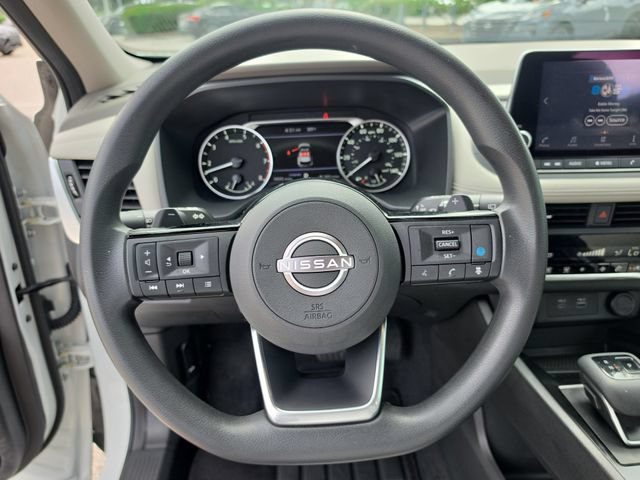 Certified 2023 Nissan Rogue SV FWD image 28