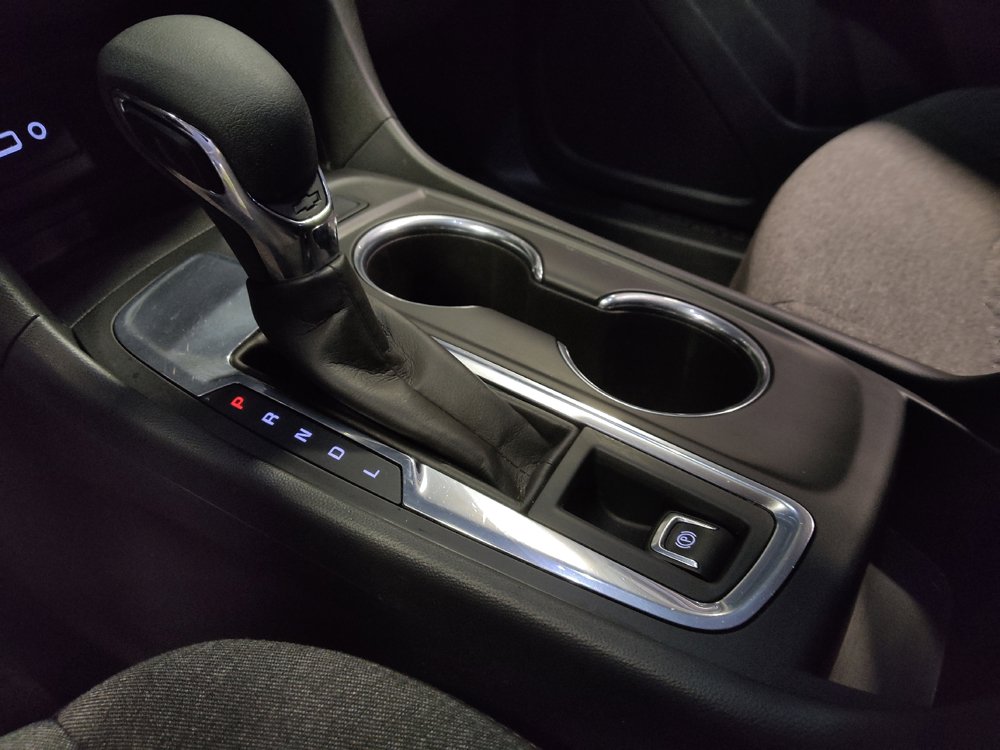 Used 2024 Chevrolet Equinox LT FWD image 26