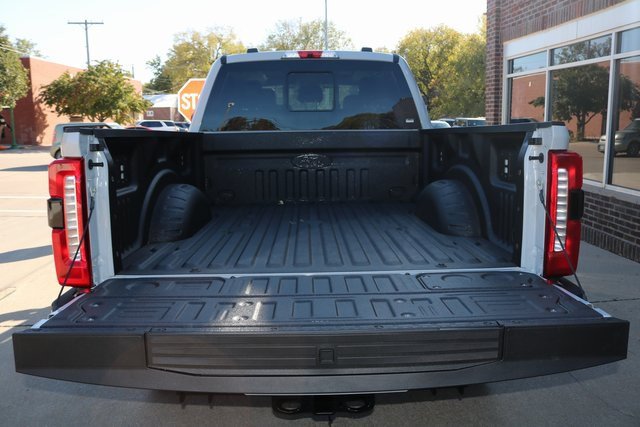 New 2026 Ford F250 4x4 Crew Cab Super Duty image 17