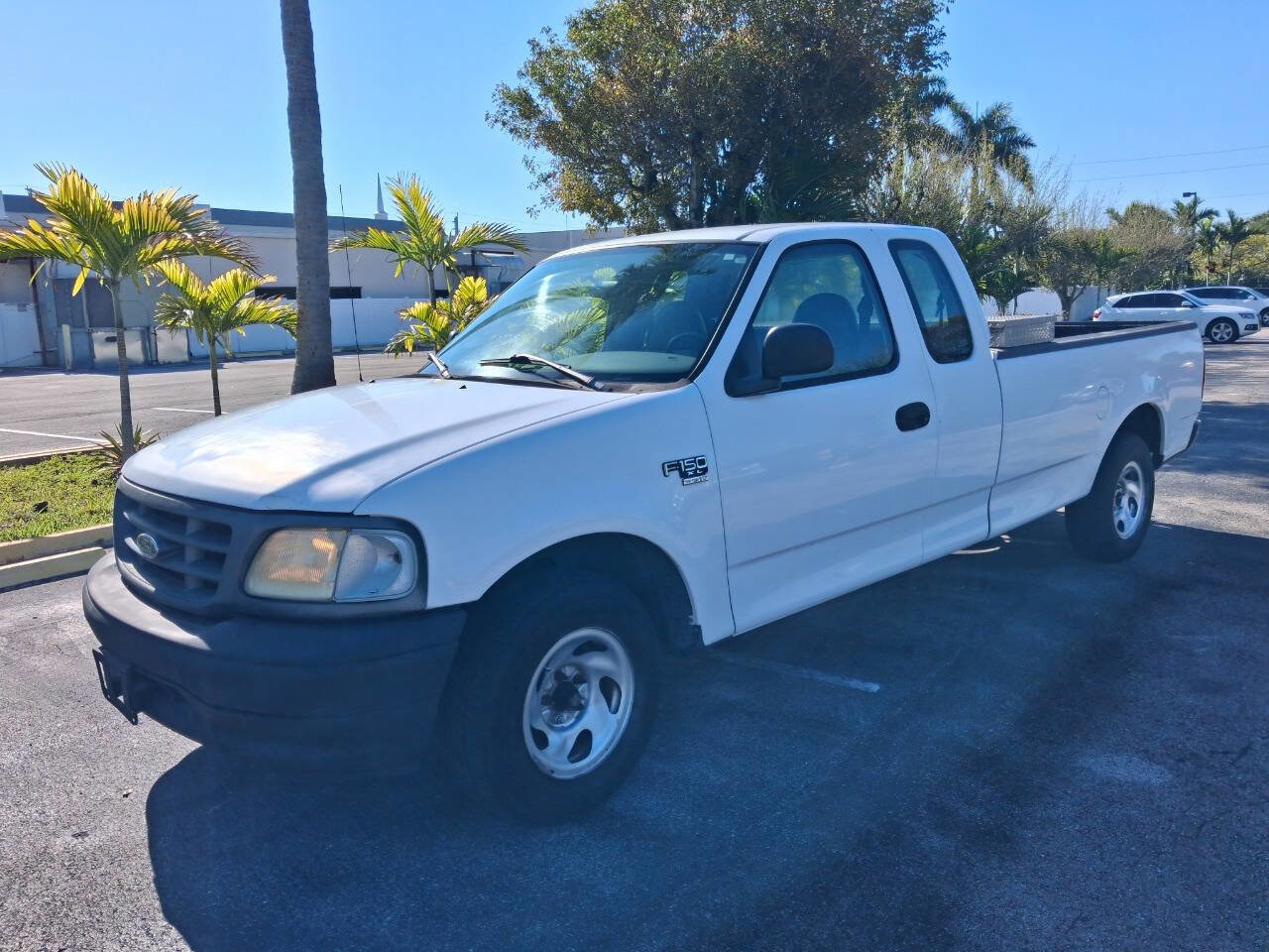 Used 2003 Ford F150 XL RWD image 2